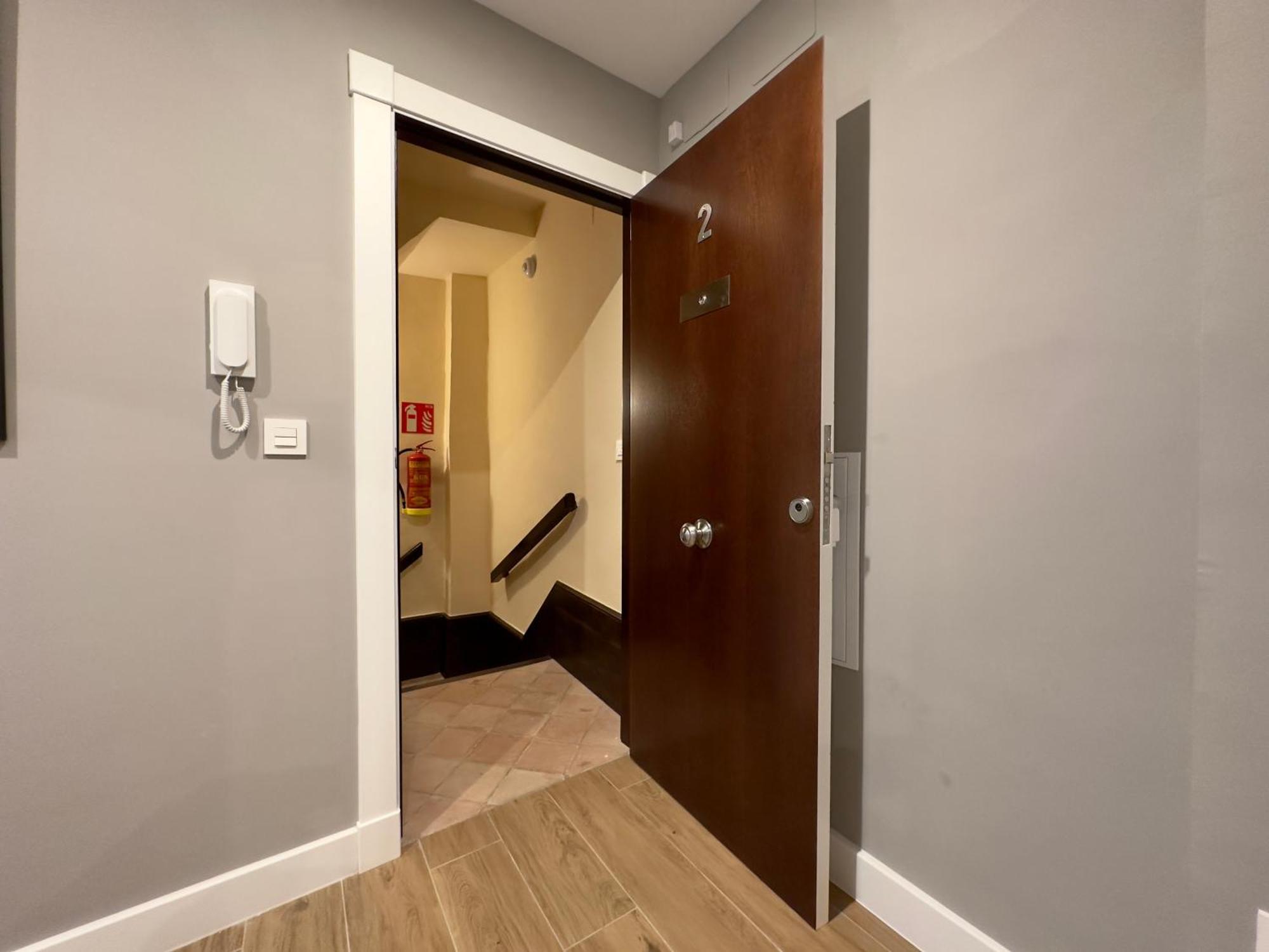 Apartamentos Anaya,1º,2º En Pleno Centro De Granada Bagian luar foto