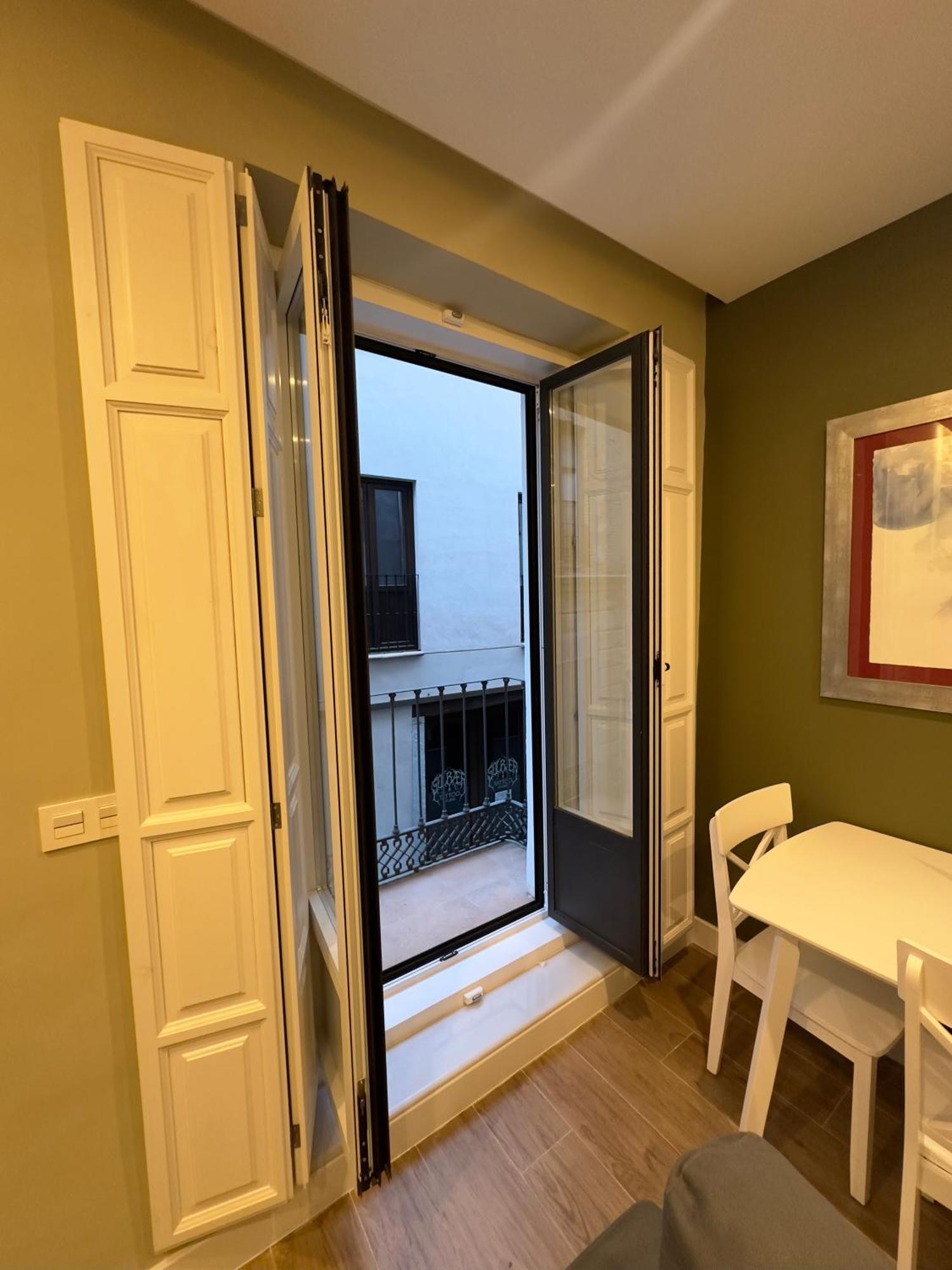 Apartamentos Anaya,1º,2º En Pleno Centro De Granada Bagian luar foto